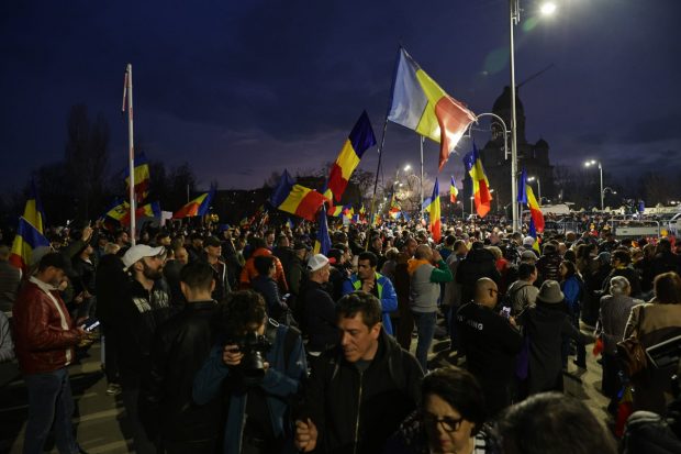 Susținătorii lui Călin Georgescu au fost în fața CCR. Curtea i-a respins contestația, nu mai are nicio șansă de a candida