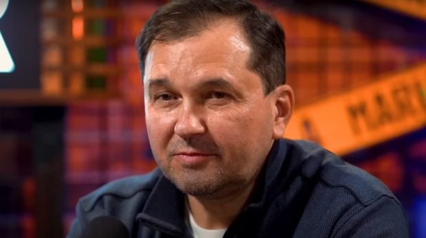 Sebastian Dobrincu, supărat de știrile false despre tatăl lui: „Păi nu era el securist, traficant de toate?”. Romică este mecanic auto
