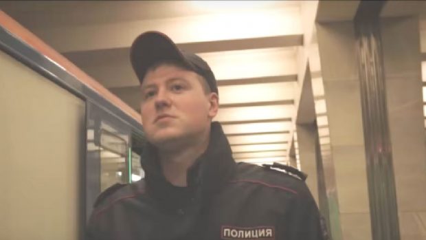 Polițist-rapper din Moscova dat afară din cauza unei melodii critice la adresa șefilor: „Subminează autoritatea organelor puterii executive”