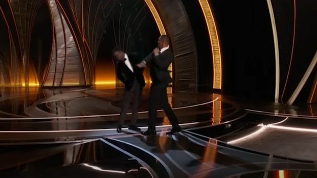 5 momente jenante de la Oscar pe care Hollywood-ul vrea să le uite