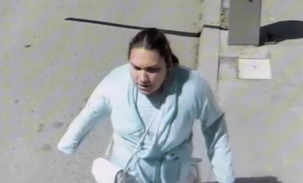 Un bebeluș a dispărut dintr-o maternitate din Bacău. Nou-născutul a fost găsit în locuința unei tinere de 19 ani, care a intrat în spital într-un halat alb