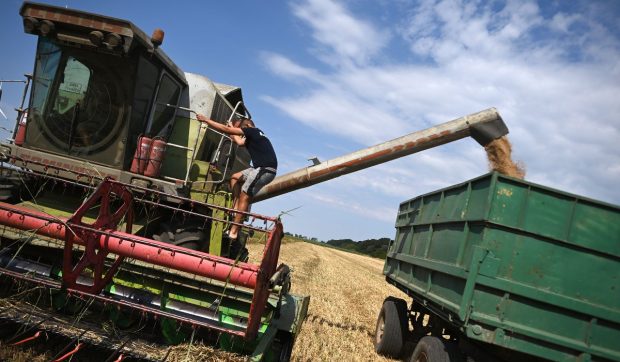 Fermierii maghiari vor rămâne fără bani, dacă Ucraina intră în UE, spune Viktor Orbán