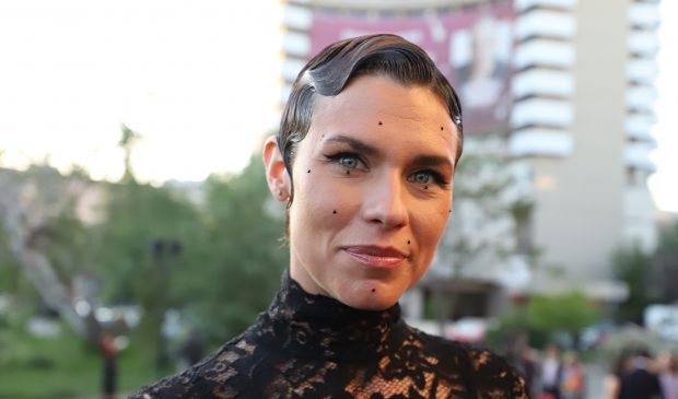 Ana Ularu, cu lenjeria intimă la vedere la Gala Premiilor Gopo 2025. Actrița a purtat o ținută îndrăzneață