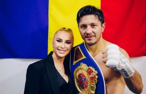 Imagine Stire Motivul pentru care Anamaria Prodan și Ronald Gavril sunt separați în SUA. Cu cine își petrece impresara timpul | 2review.ro