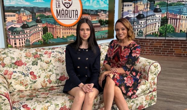  Gestul Inimii Roșii al Violetei: Cadoul Simbolic Care a Liniștit-o pe Andreea Marin după o Zi Greu de Uitătă