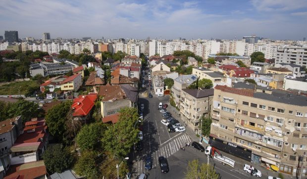 În România, 2,5 milioane de locuințe sunt declarate neocupate. 114 țări au mai puțini locuitori decât încap în casele goale de la noi