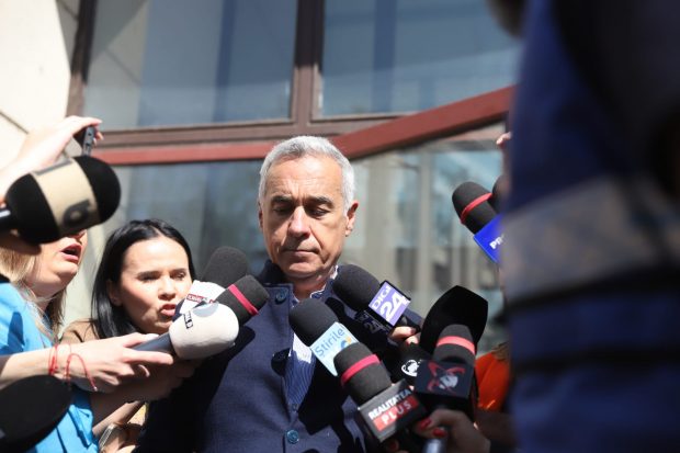 Judecătoria Sectorului 1 îi scurtează perioada controlului judiciar lui Călin Georgescu. Cât timp va mai avea obligația să dea cu subsemnatul