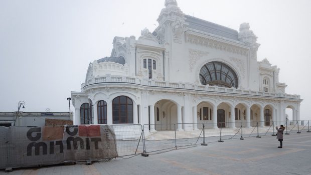 La Cazinoul din Constanța încă se lucrează după ce a fost făcută recepția clădirii