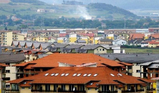 Comunele bogate din România cu venituri mai mari decât unele municipii, dar fără drumuri, școli sau spitale