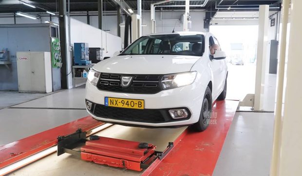 Cum arată o Dacia Sandero pe GPL după 300.000 de kilometri: experiența unui pasionat auto olandez