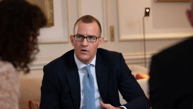 Cine este miliardarul care a preluat Metro. E căsătorit cu fiica fostului patron de la Pro TV