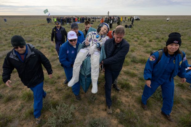 La aniversarea de 70 de ani, cel mai bătrân astronaut NASA s-a întors pe Pământ. Cât timp a petrecut în spațiu de-a lungul vieții