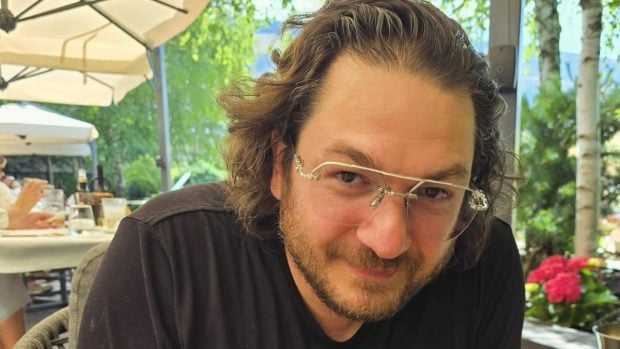 Imagine Stire Florin Dumitrescu a vrut să plece definitiv din România înainte să semneze cu PRO TV. Motivul pentru care s-a răzgândit | 2review.ro