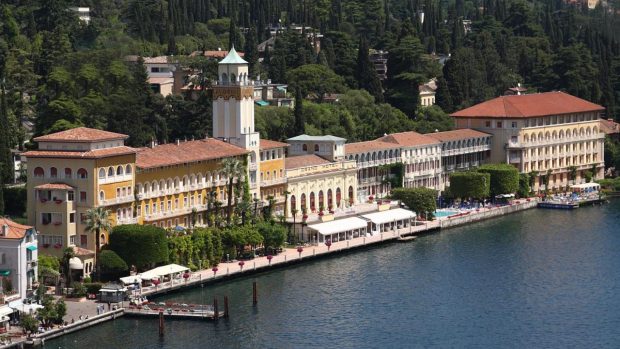 Hotelul de lux din Italia al patronilor Dedeman, frații Pavăl, se deschide în aprilie. Care e prima zi de rezervări la Grand Hotel Gardone