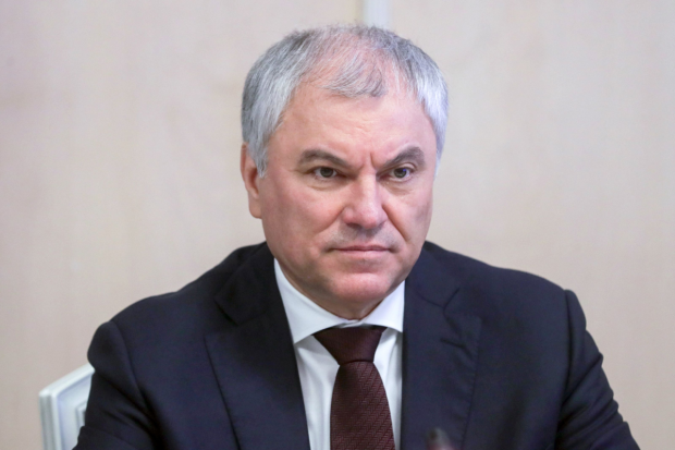 Companiile mamei de 88 de ani a șefului Dumei de Stat ruse au primit subvenții de 3,7 de milioane de euro în 2024