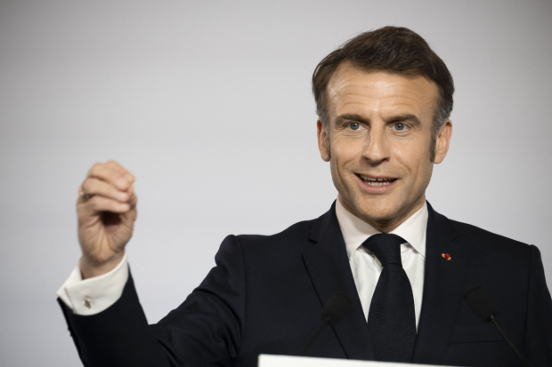 Emmanuel Macron cere companiilor din UE să suspende investițiile în SUA, după „tarifele brutale și nefundamentate” impuse de Trump