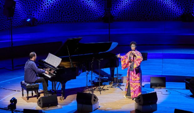 Maraton muzical la Londra: pianistul Igor Levit a cântat 16 ore fără pauză