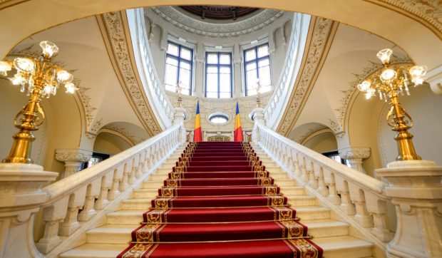 Data la care va avea loc dezbaterea electorală finală „Un Preşedinte pentru România”, organizată de TVR, la Palatul Cotroceni