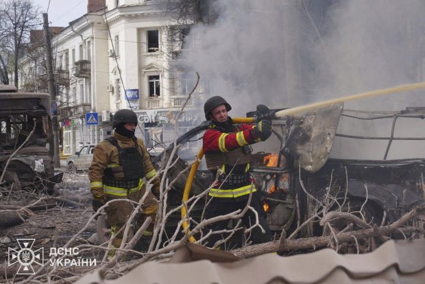 Răzbunarea ucrainenilor. Unitatea rusă de rachete care a comis masacrul cu 35 de morți din Sumî a fost bombardată