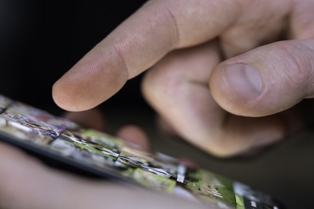 Compania care a interzis telefonul mobil la serviciu: „Ești pur și simplu mai concentrat”