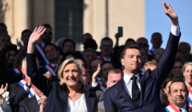 Jordan Bardella, vedeta extremei drepte din Franța, va candida la președinție, dacă Le Pen nu va fi lăsată