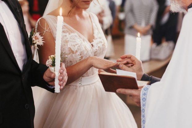 Ce se face cu lumânările de la nuntă