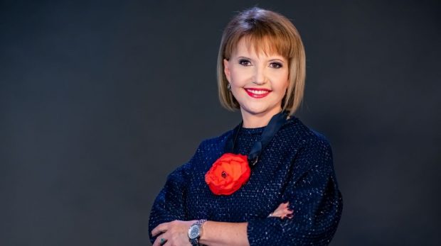 Imagine Stire Cum a apărut Marina Almășan la piscină. Prezentatoarea TV are 59 de ani și se menține într-o formă de invidiat. „Sunt restrictivă în ceea ce privește alimentația” | 2review.ro