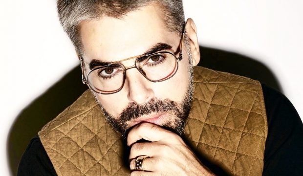  Pseudo-designer eșuat și creatură sinistră. Fanii scot la iveală vedeta vizată de criticile acide și devastatoare. Cine este controversata Chiriță cocalară criticată de Maurice? Adresă elegantă a imposturii moderne.