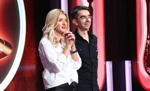  Aromele succesului după Asia Express la Antena 1. Pe 14 aprilie 2025, cei doi se întorc la TV, pregătiți să aducă gusturi noi și provocări inedite.