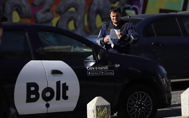 Bolt va elimina șoferii străini din aplicație dacă nu știu să conducă. Compania va verifica șoferii cu ajutorul selfie-urilor