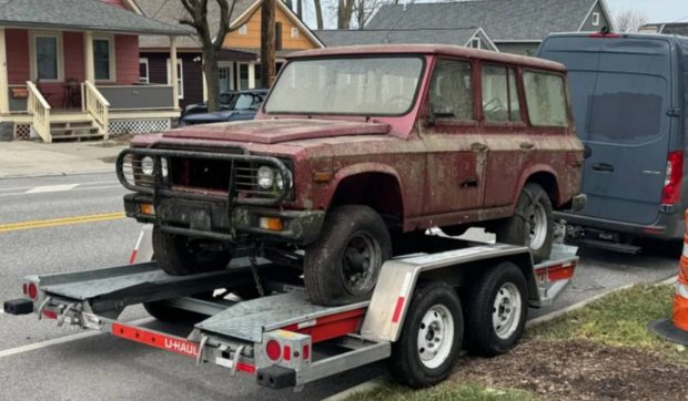 Reacția unui jurnalist auto american când a descoperit un ARO 244: „Această bizară invenție românească mi-a scăpat timp de 38 de ani”