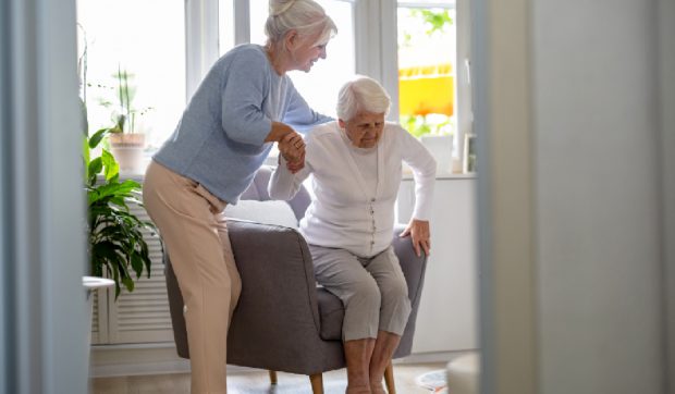 Ce se întâmplă cu oasele pe măsură ce îmbătrânim: descoperirea care ar putea revoluționa tratamentele pentru osteoporoză