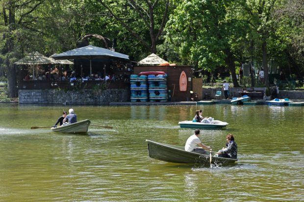 Cum va fi vremea în perioada 28 aprilie-26 mai. Prognoza meteo pentru următoarele patru săptămâni