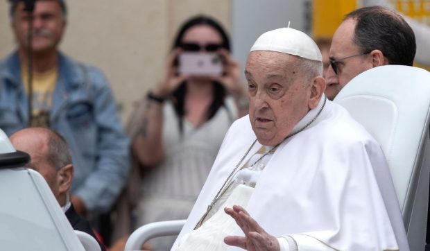 Liderii lumii, un ultim omagiu adus lui Papa Francisc. De la Putin la Zelenski și Macron, cum va fi amintit Suvernul Pontif