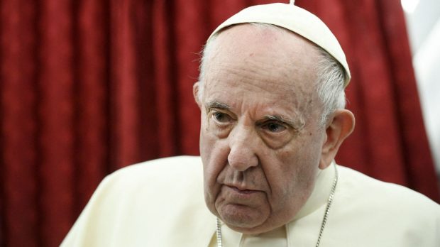Mașinăria de comunicare a Vaticanului la turație maximă pentru a anunța moartea Papei Francisc în zeci de limbi