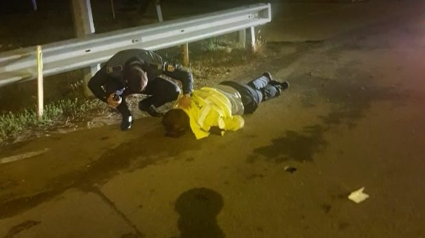 Un tânăr de 15 ani, beat, a furat o mașină și aproape a omorât un polițist, în Oradea. 6 ani mai târziu, polițistul îi cere daune morale uriașe