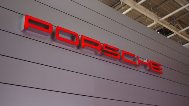 Porsche va reveni la producția de arme