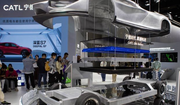 Gigantul chinez de baterii pentru vehicule electrice CATL lansează încărcarea ultrarapidă: 5 minute pentru 500 de kilometri