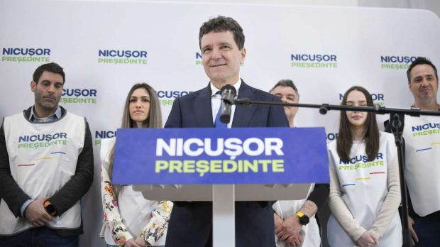 PSD i-a cerut lui Nicușor Dan să spună cine îi finanțează campania electorală. Replica primarului general
