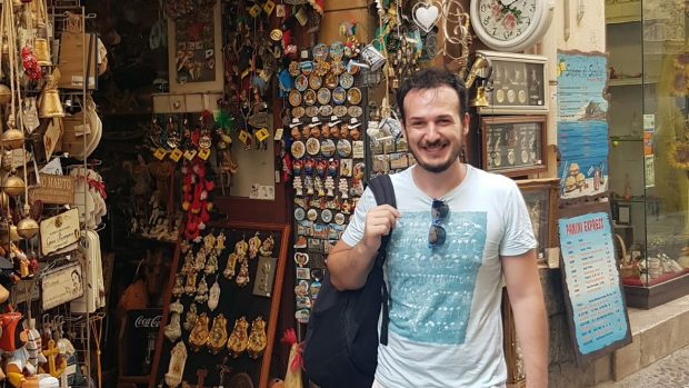 Remus Boldea, scriitorul care și-a pus tatăl în centrul cărților: „Vreau să spun o poveste cât mai bine” | Interviu