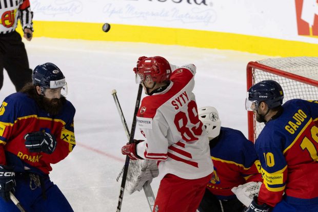 LIVETEXT Campionatul Mondial de hochei pe gheață Divizia 1A. Finlandezul naturalizat Haaranen a devenit tată și ajunge azi în România