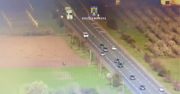 Șoferii din Iași, „vânați” din elicopter în minivacanța de Paște. Zeci de permise au fost deja reținute