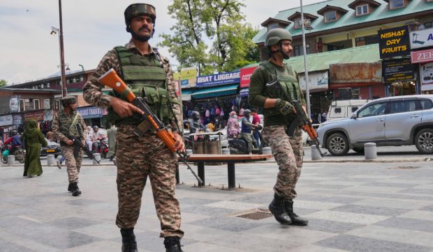 India și Pakistan se apropie de o confruntare militară după ce Islamabad a închis spațiul aerian pentru aeronavele indiene 