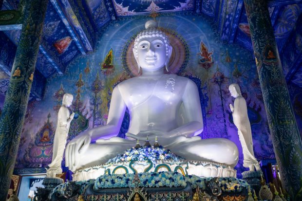 Anchetă după apariția unei fotografii interzise cu un dinte al lui Buddha, în Sri Lanka: „O breșă gravă de securitate”