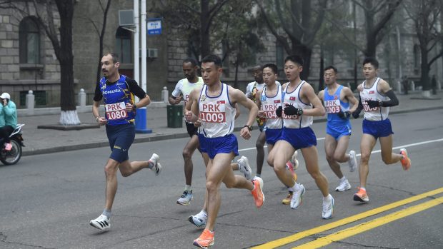 Atletul Ștefan Gavril, despre Coreea de Nord, după ce a participat la Maratonul Internațional de la Phenian: „Fetele sunt destul de drăguțe, dar se căsătoresc repede”