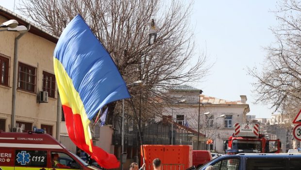 Pedeapsa primită de Stegarul Dac după ce a împins un jandarm în fața Arestului Central al Poliției