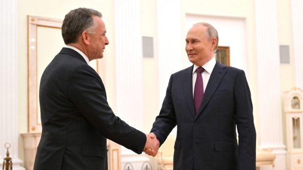 Vladimir Putin i-a transmis emisarului lui Donald Trump că este pregătit să negocieze cu Ucraina: „Fără condiții prealabile”