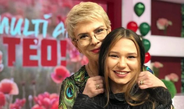 Imagine Stire Ce relație are în prezent Teo Trandafir cu Maia, fiica ei: „Nu s-a schimbat nimic între noi” | EXCLUSIV | 2review.ro