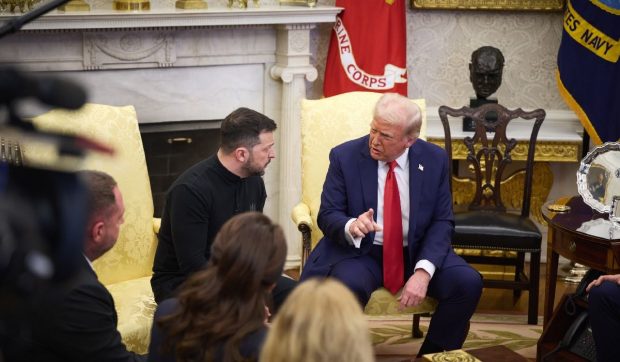 Primele 100 de zile de mandat ale lui Donald Trump la conducerea SUA: „A păstrat tehnicile de campanie: insulte, provocări, lingușire”