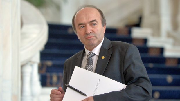 Tudorel Toader, despre judecătorul Curții de Apel Ploiești care a decis contra hotărârii CCR de anulare a alegerilor: „Poate vrea să intre în politică”